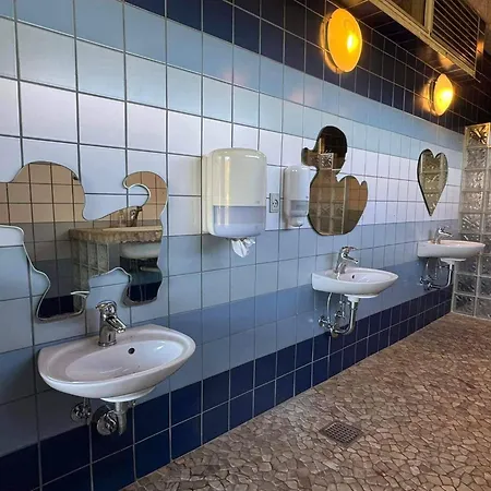 Semesterbostad 4 Person In Hampen